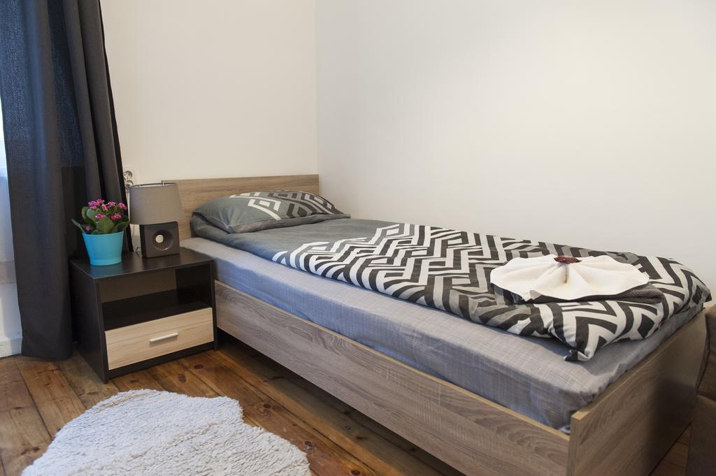 Graf Ignatiev - 3Br Apart Софія Екстер'єр фото