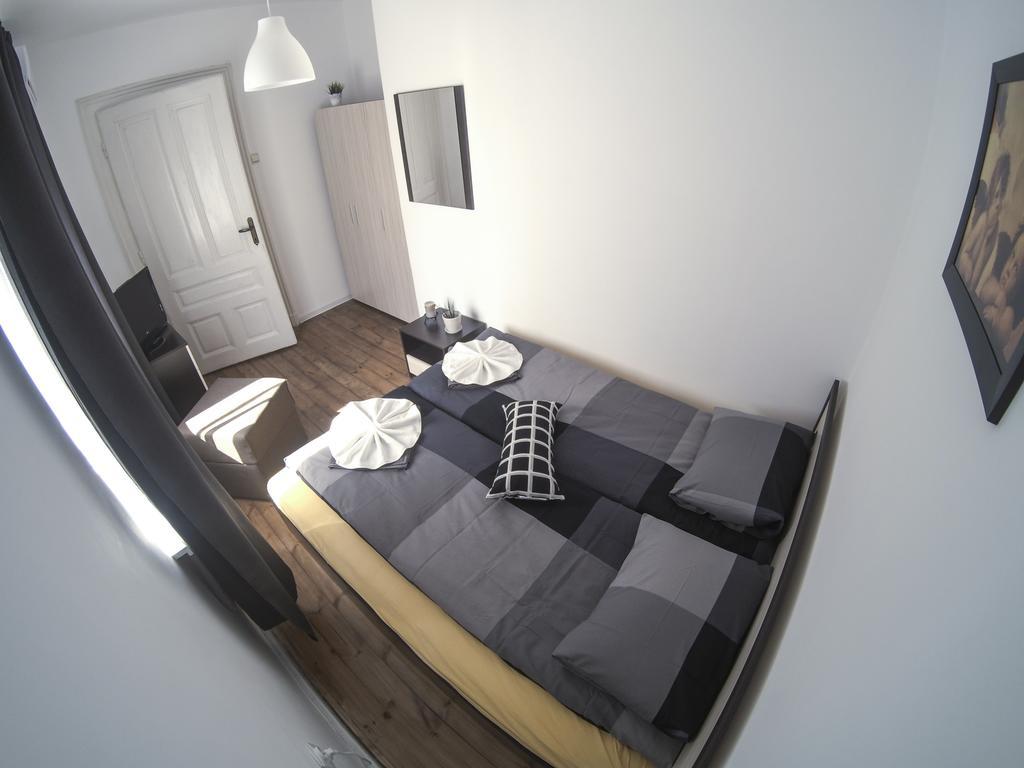 Graf Ignatiev - 3Br Apart Софія Екстер'єр фото